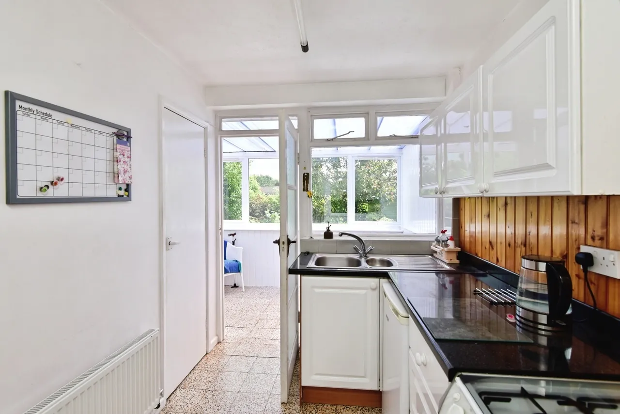 Midhurst Close, Packmoor, Stoke-on-Trent, Staffordshire, ST7, photo 14