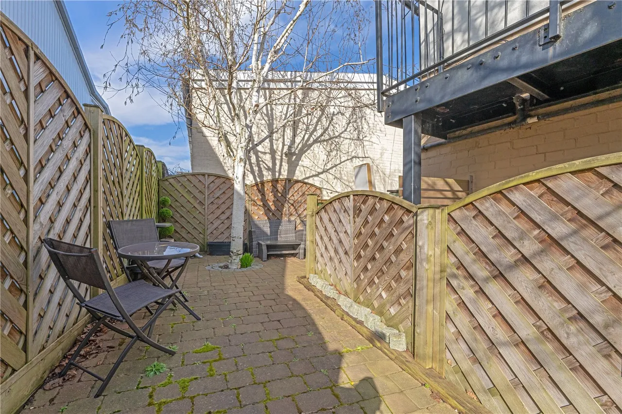 Tower Road, Strawberry Hill, TW1 4PP, photo 7