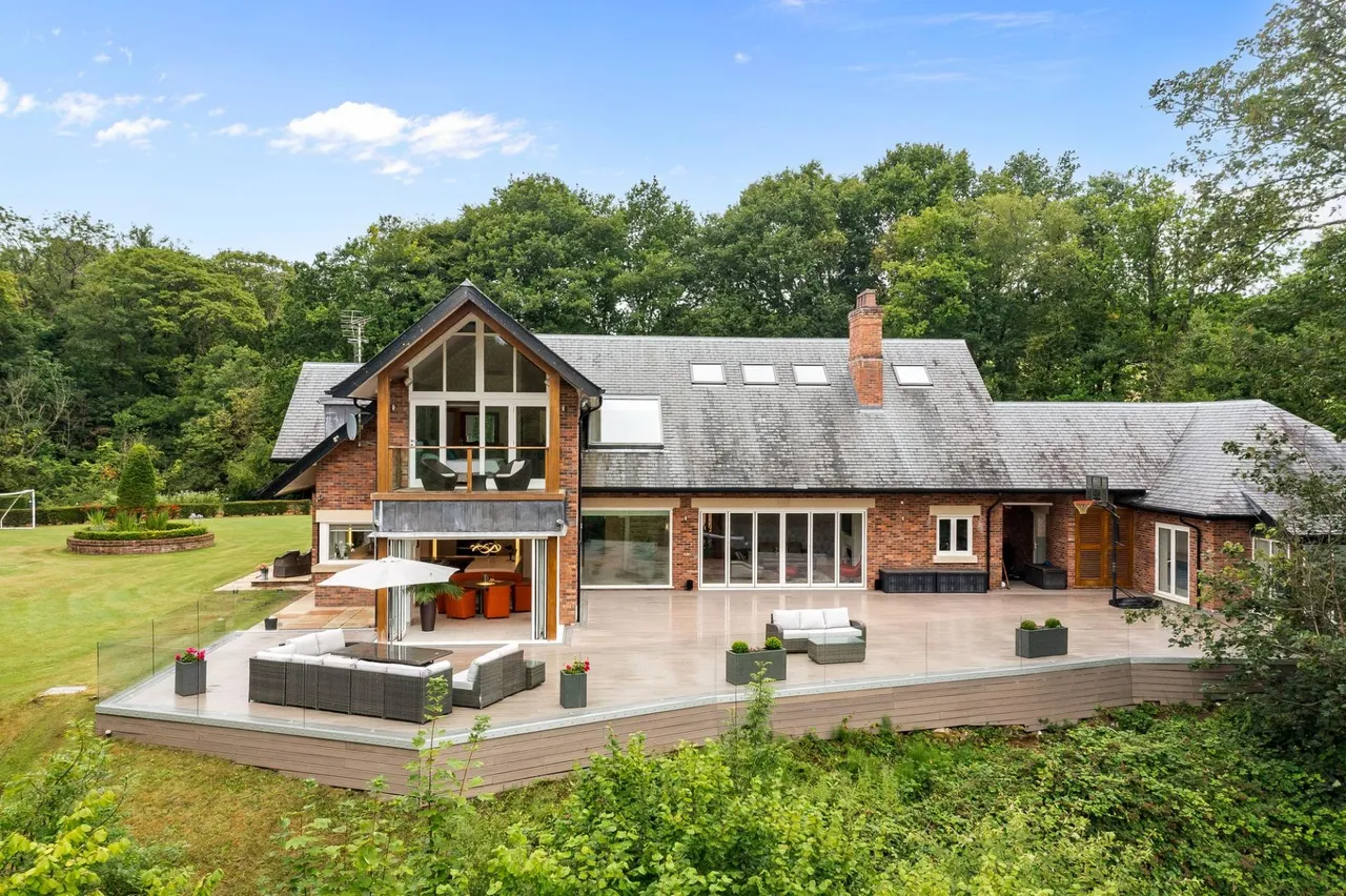 5 bed house for sale, Thornhill, Standish, WN1