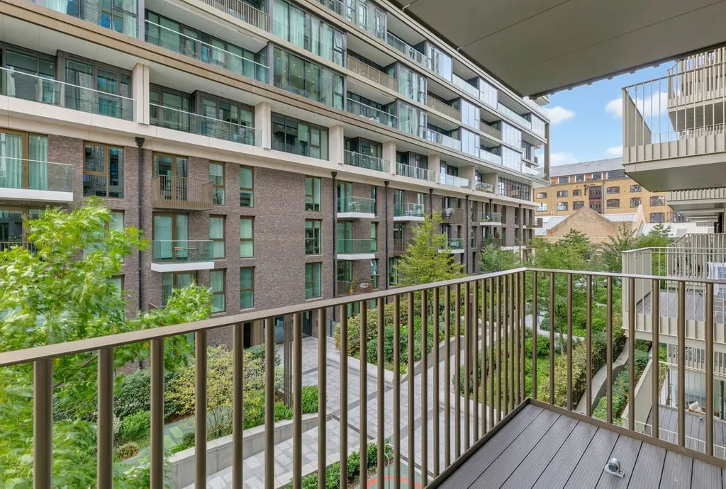 Merino Gardens, London, E1W, photo 3