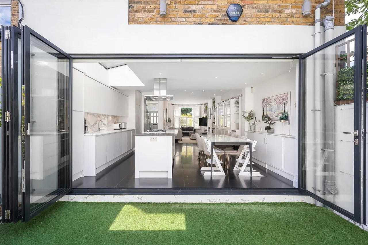 Pulborough Road, Southfields, London, SW18, photo 6