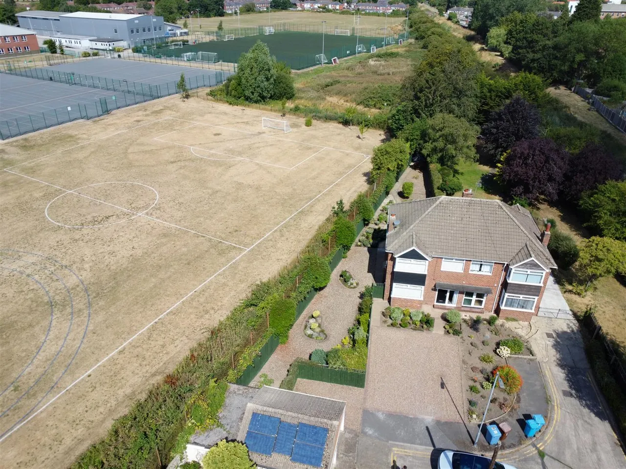 Marydene Drive, Hull, photo 14