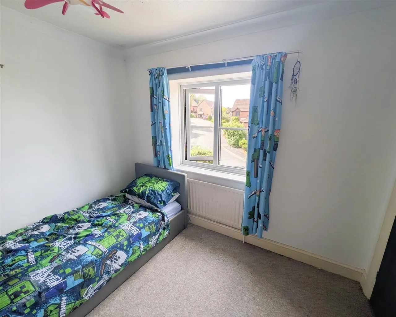 Castle Rise, Ridgewood, Uckfield, East Sussex, TN22 5UN, photo 11