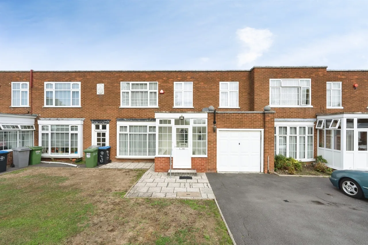 4 bed house for sale, Kenyngton Place, Harrow, HA3