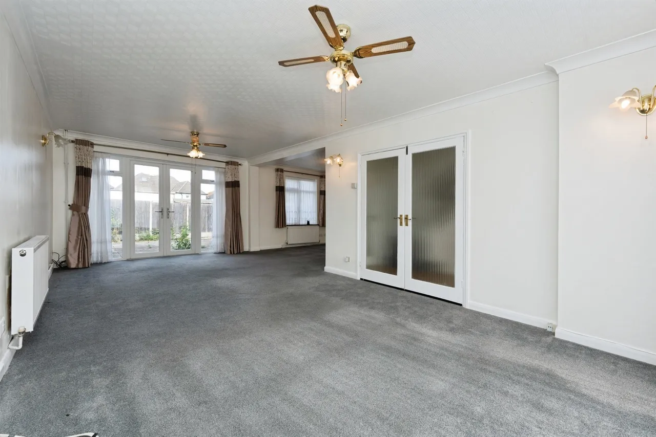 Kenyngton Place, Harrow, HA3, photo 2