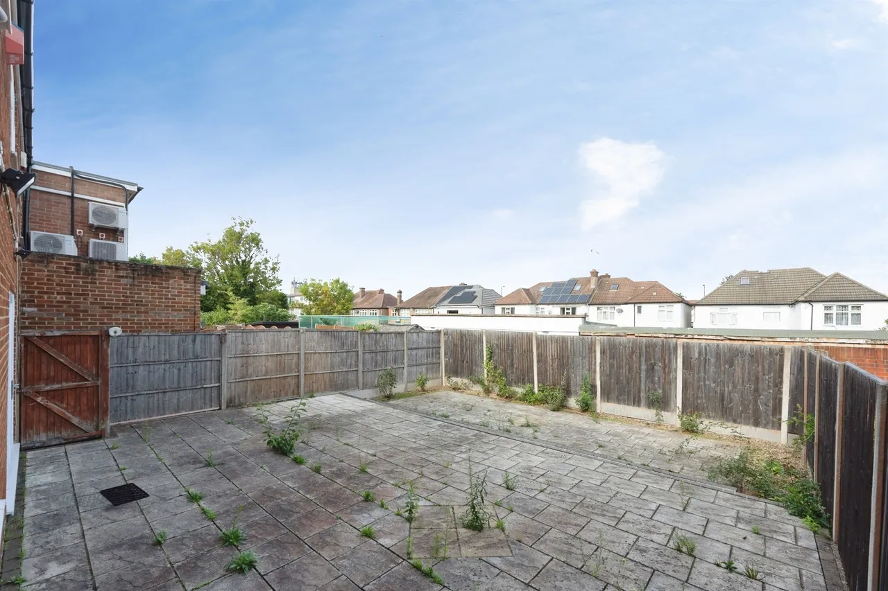 Kenyngton Place, Harrow, HA3, photo 11