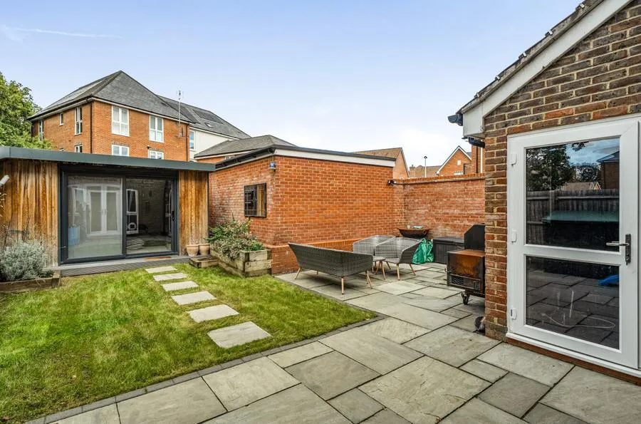 Sherman Avenue, Arborfield Green, RG2, photo 11