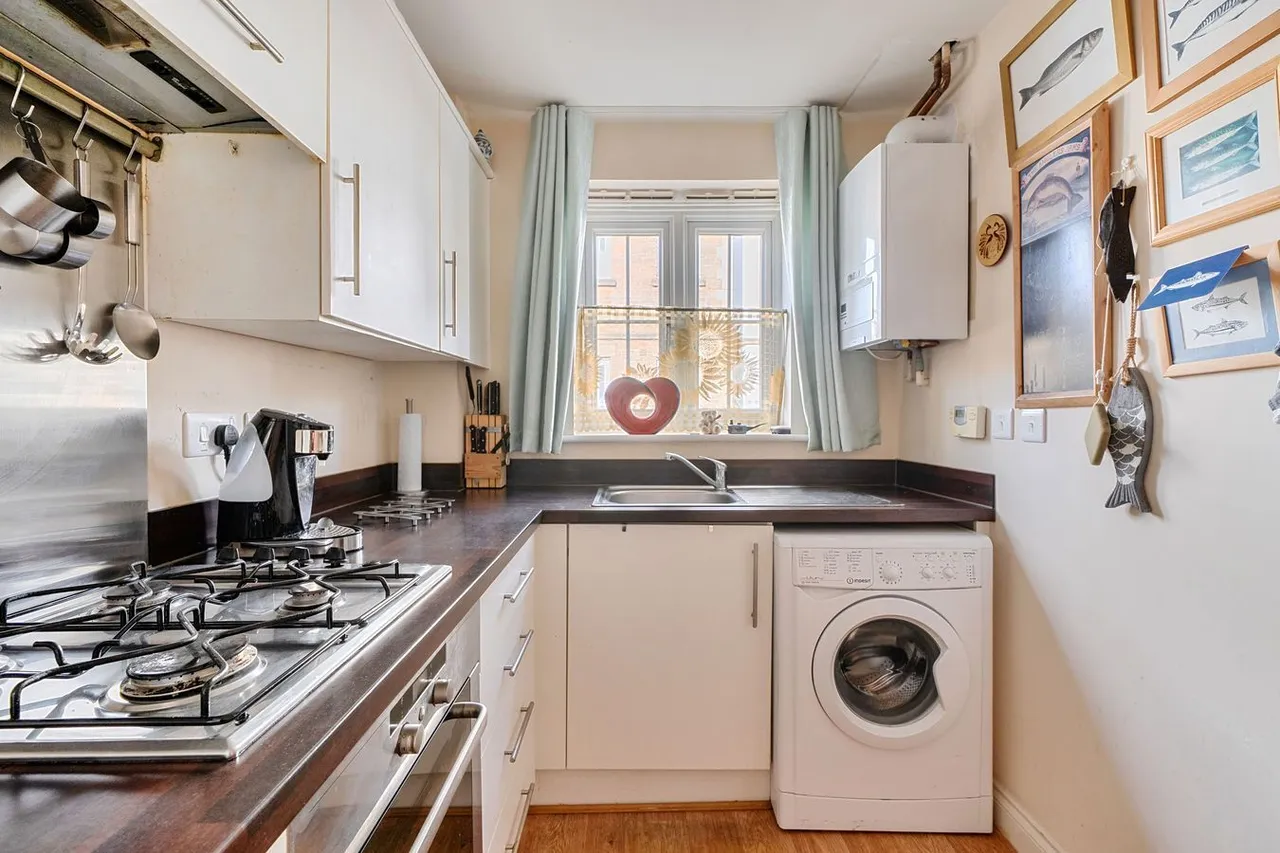 New Road, Frome, BA11, photo 9
