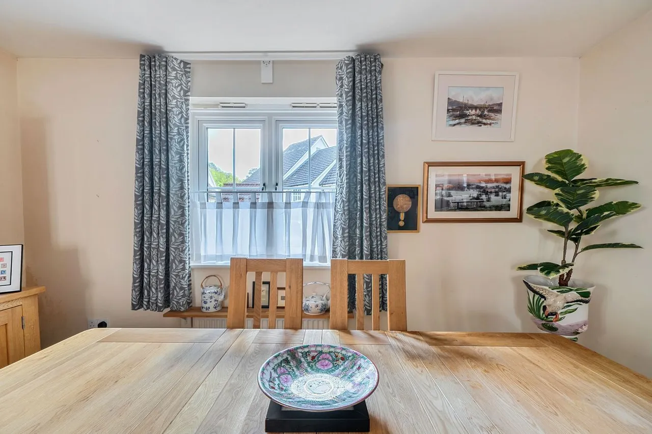 New Road, Frome, BA11, photo 4