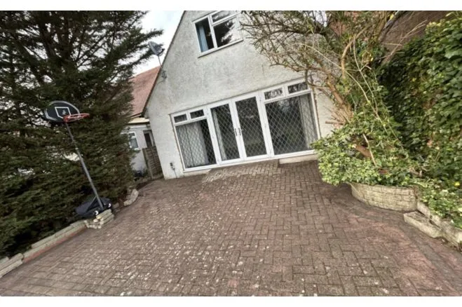 Corbins Lane, Harrow, HA2, photo 33