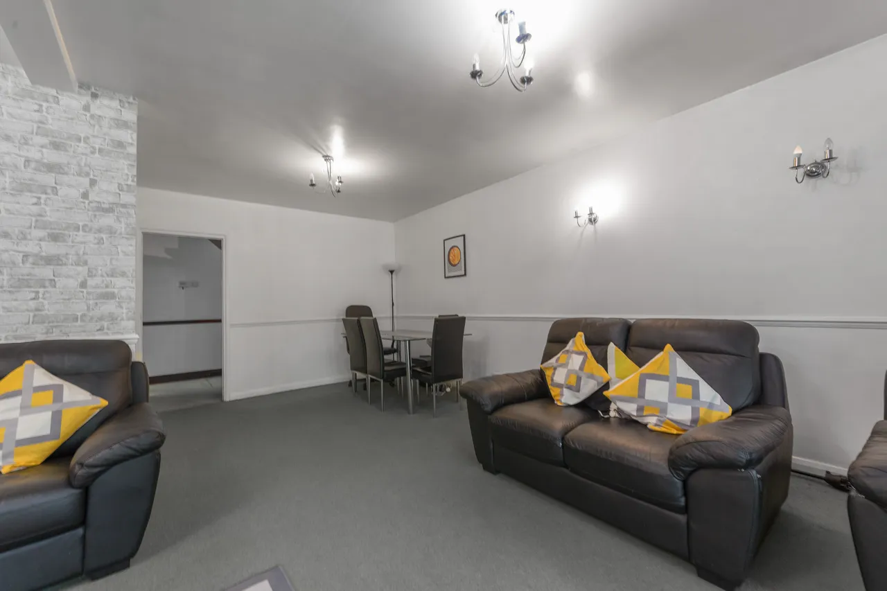 Corbins Lane, Harrow, HA2, photo 6