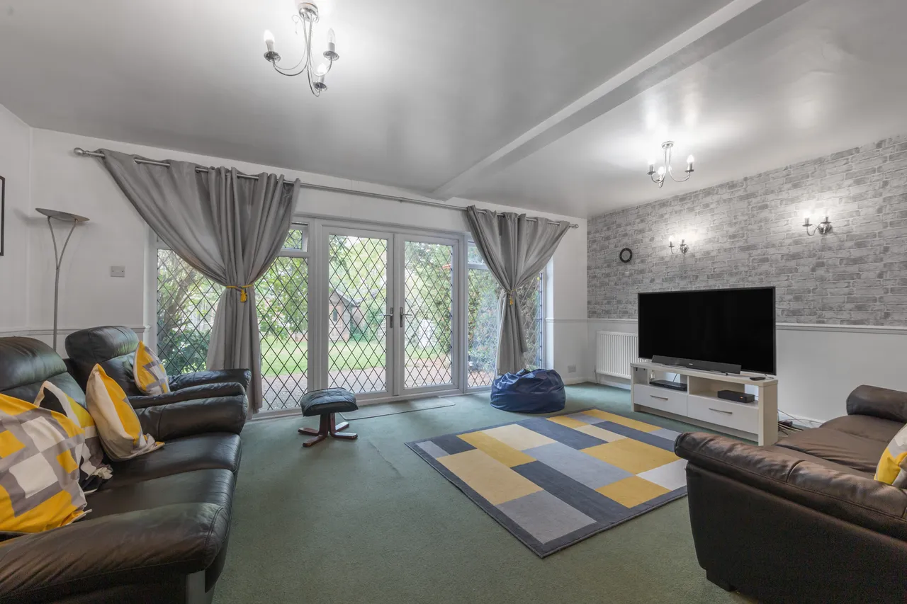 3 bed house for sale, Corbins Lane, Harrow, HA2