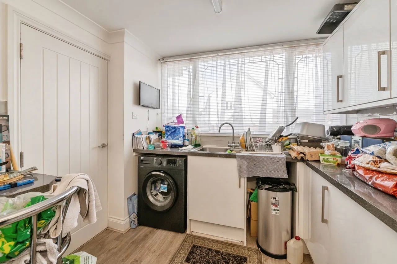 Southwark Path, Basildon, Essex, SS14, photo 10