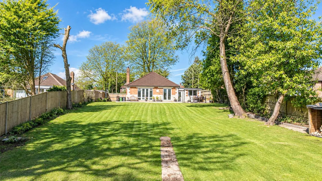 3 bed house for sale, Grange Road, Hastings