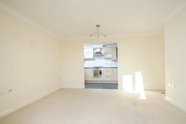 Quakers Court, Abingdon, OX14, photo 4