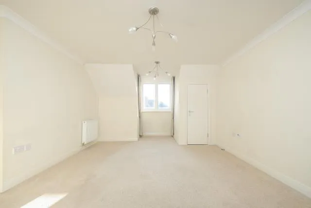 Quakers Court, Abingdon, OX14, photo 3