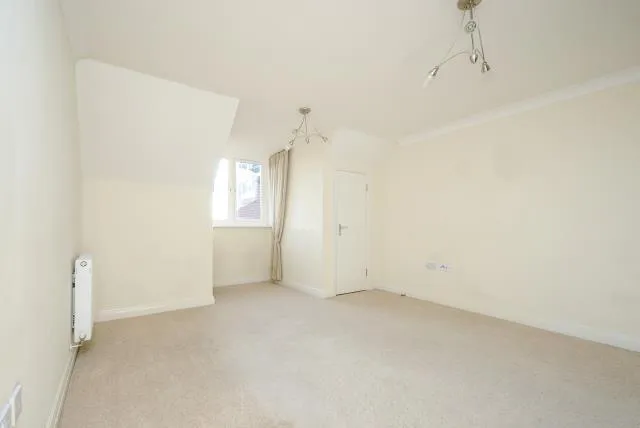 Quakers Court, Abingdon, OX14, photo 5
