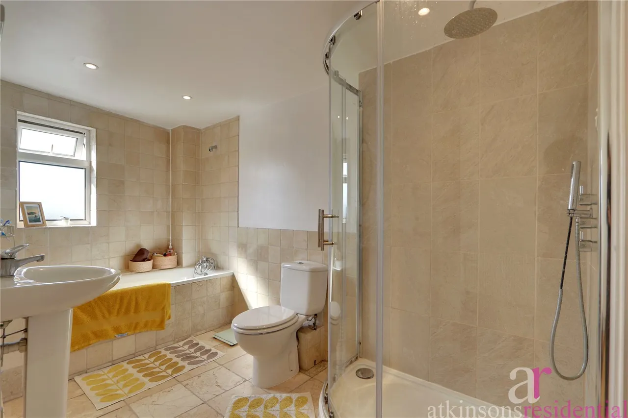 Lancaster Road, Enfield, EN2, photo 10