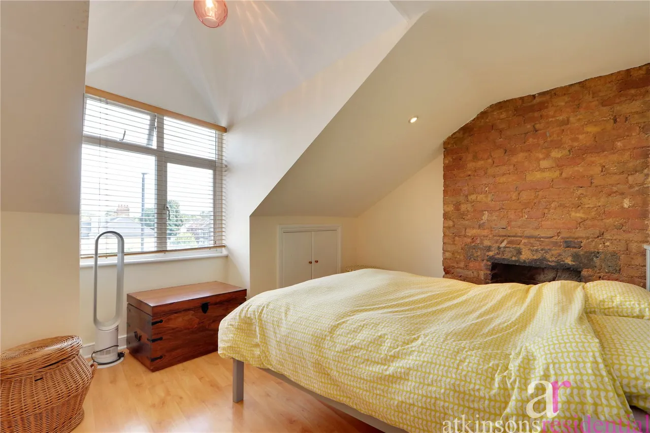 Lancaster Road, Enfield, EN2, photo 2