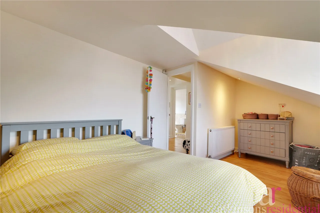 Lancaster Road, Enfield, EN2, photo 4