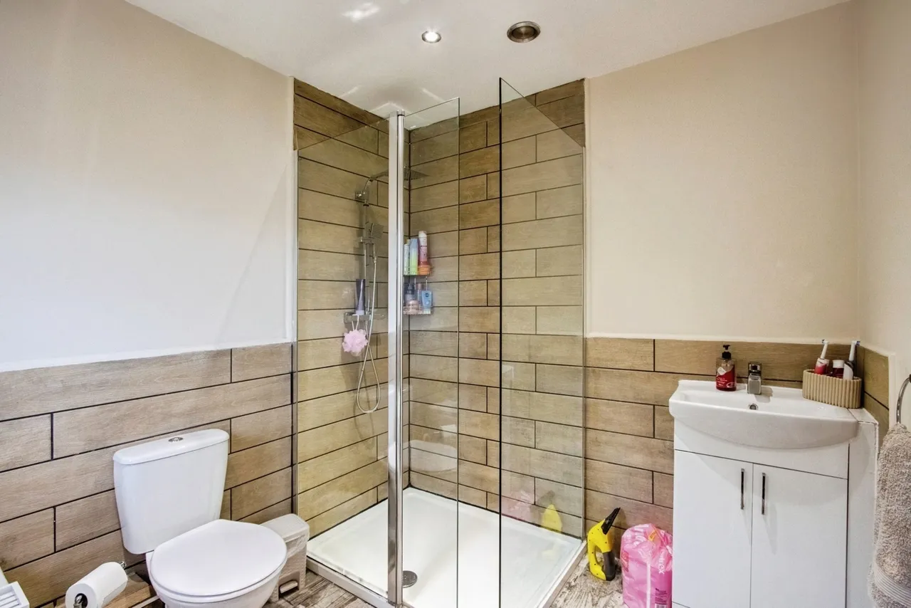 Ashcombe Drive, Knottingley, West Yorkshire, WF11, photo 16