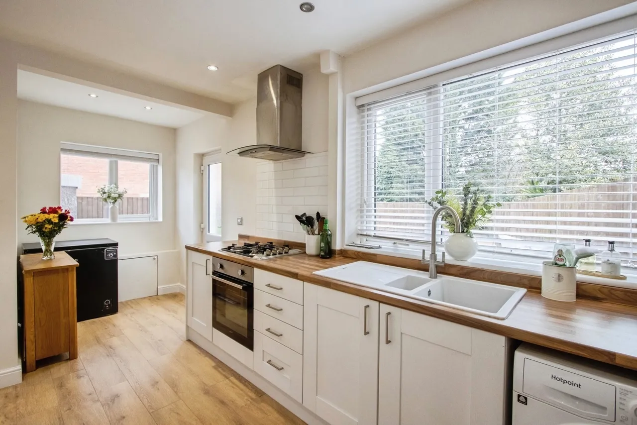 Ashcombe Drive, Knottingley, West Yorkshire, WF11, photo 6