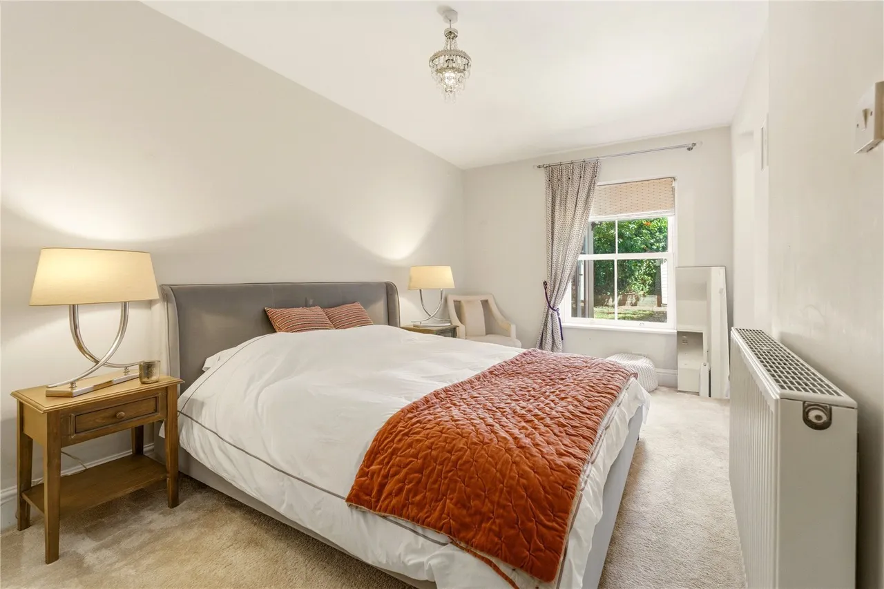 Bolingbroke Grove, London, SW11, photo 5