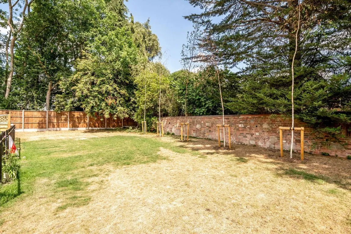 Brooklands Road, Weybridge, KT13, photo 11