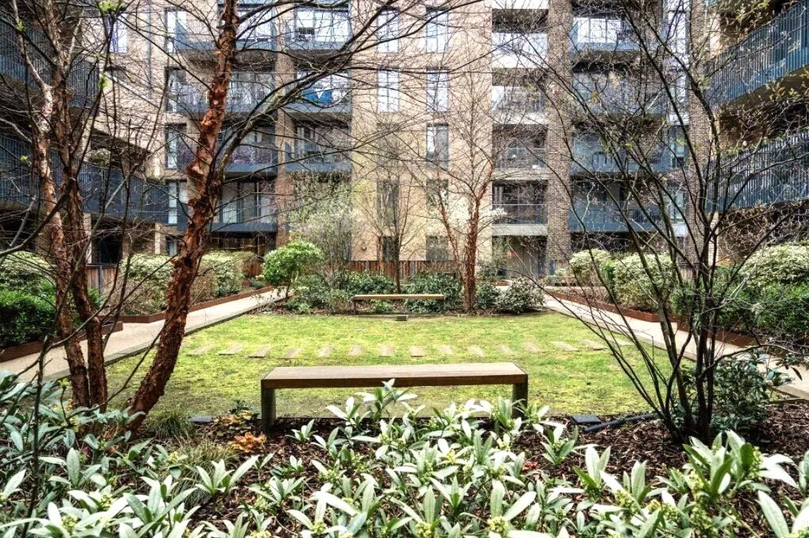 Fairfield Avenue, Staines-upon-Thames, TW18, photo 9