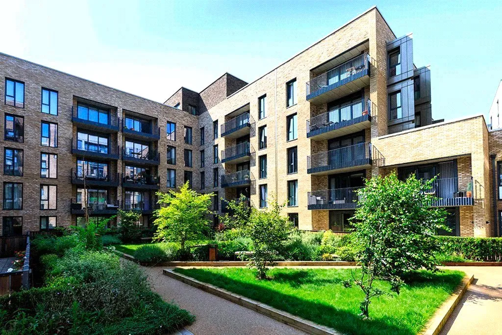 Fairfield Avenue, Staines-upon-Thames, TW18, photo 5