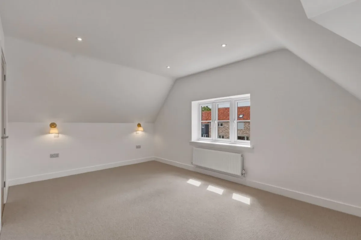 Nightingale Close, Knodishall, photo 29