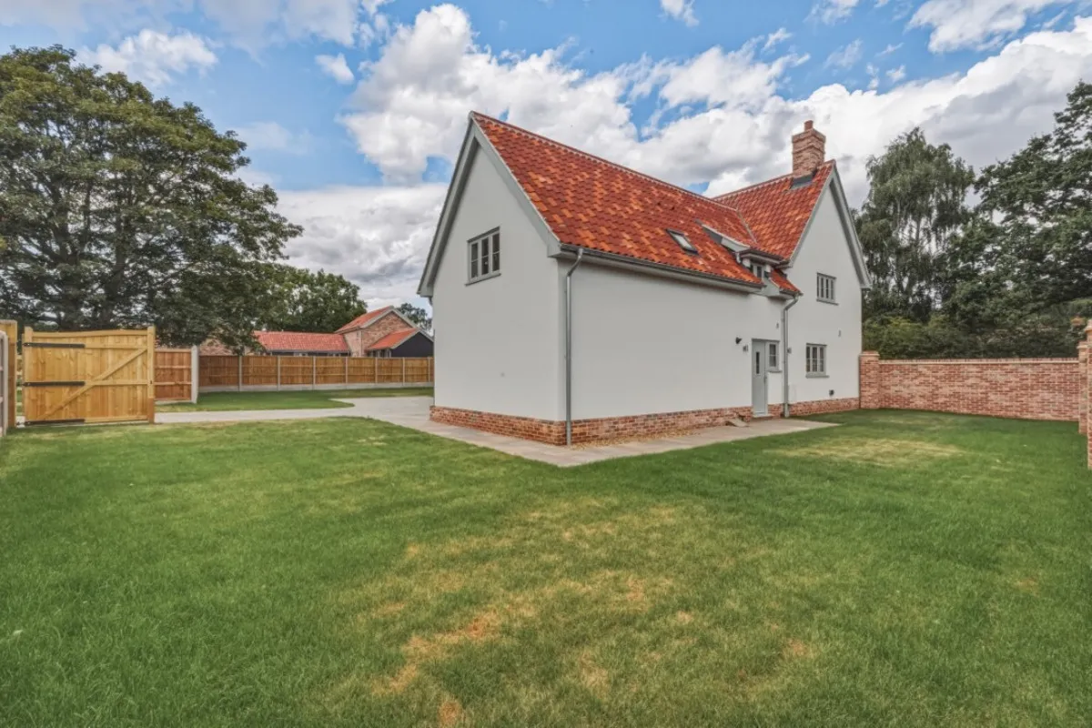 Nightingale Close, Knodishall, photo 34