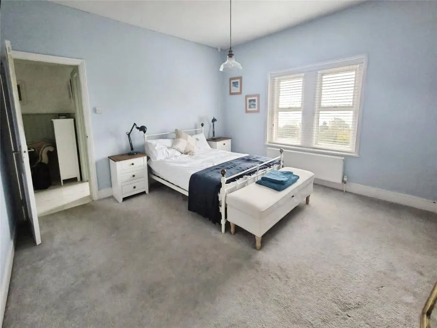 Grove Road, Ventnor, PO38, photo 9