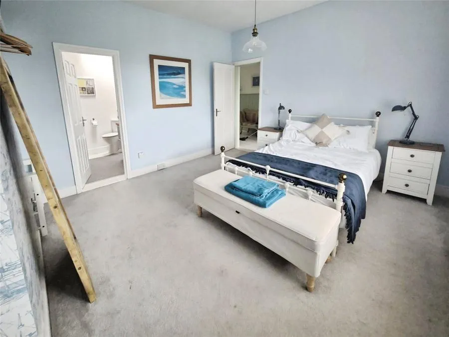 Grove Road, Ventnor, PO38, photo 8