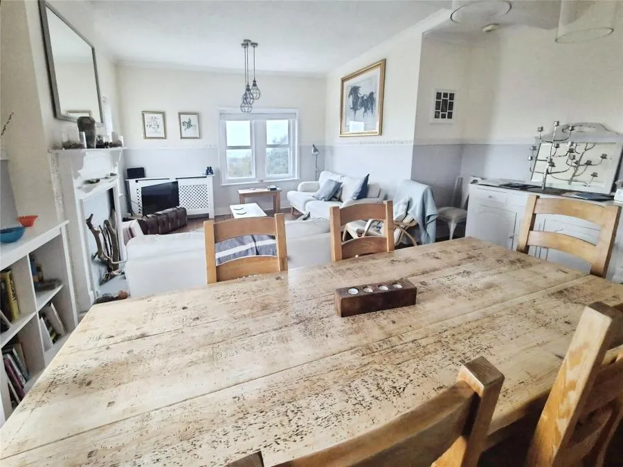Grove Road, Ventnor, PO38, photo 7