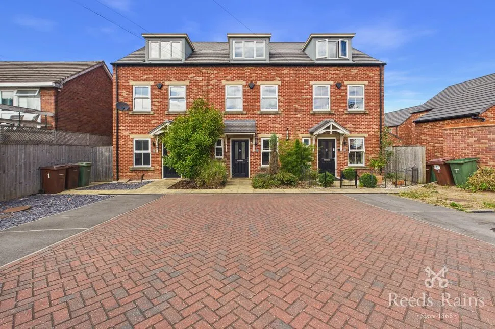 Weavers Close, Crofton, West Yorkshire, WF4, photo 3