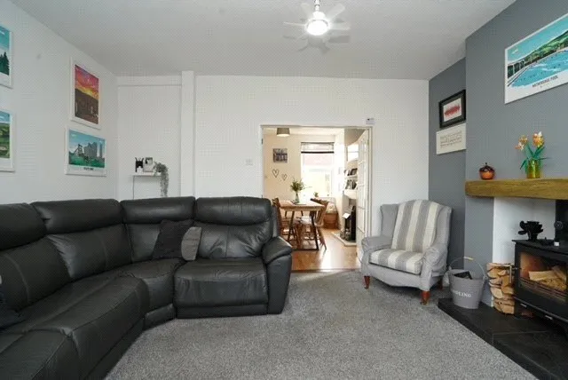 Mansfield Road, Selston, NG16, photo 9