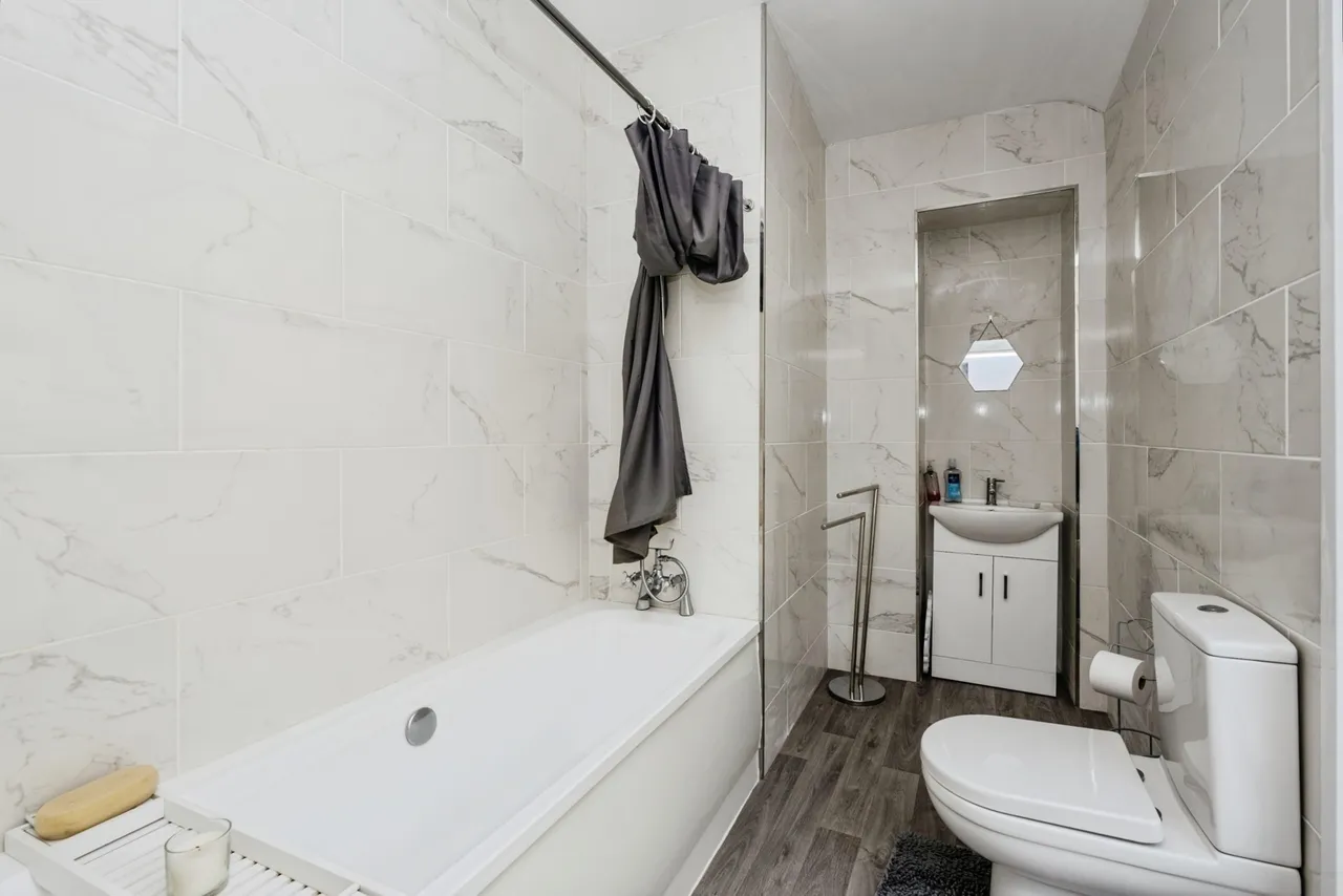 Alexandra Road, Gorseinon, SA4, photo 15