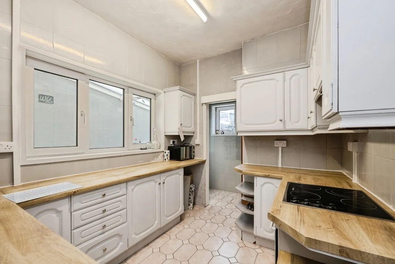 Alexandra Road, Gorseinon, SA4, photo 8