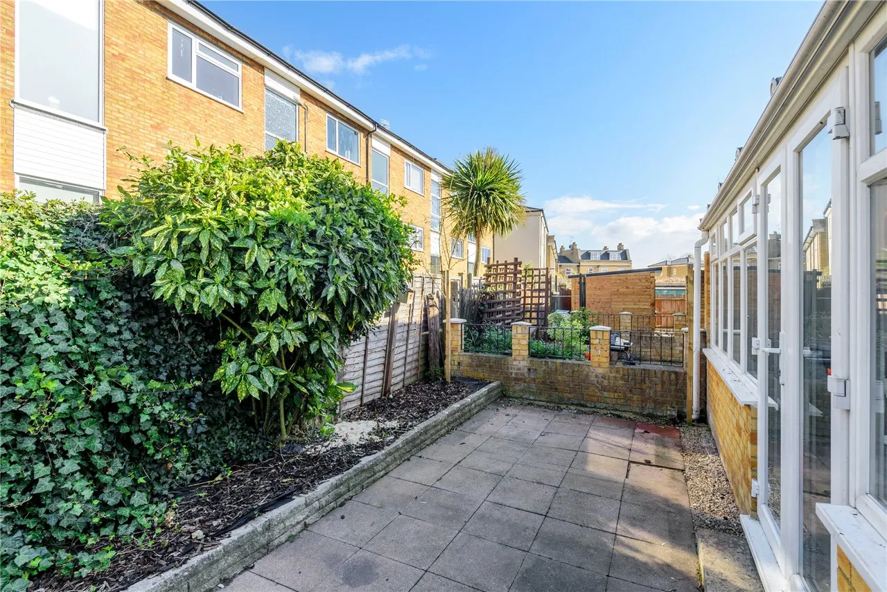 Stile Path, Sunbury, TW16 6EH, photo 12