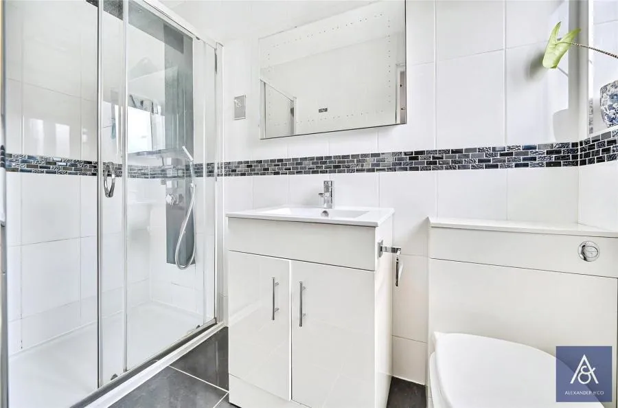 Holly Close, Brackley, NN13, photo 11