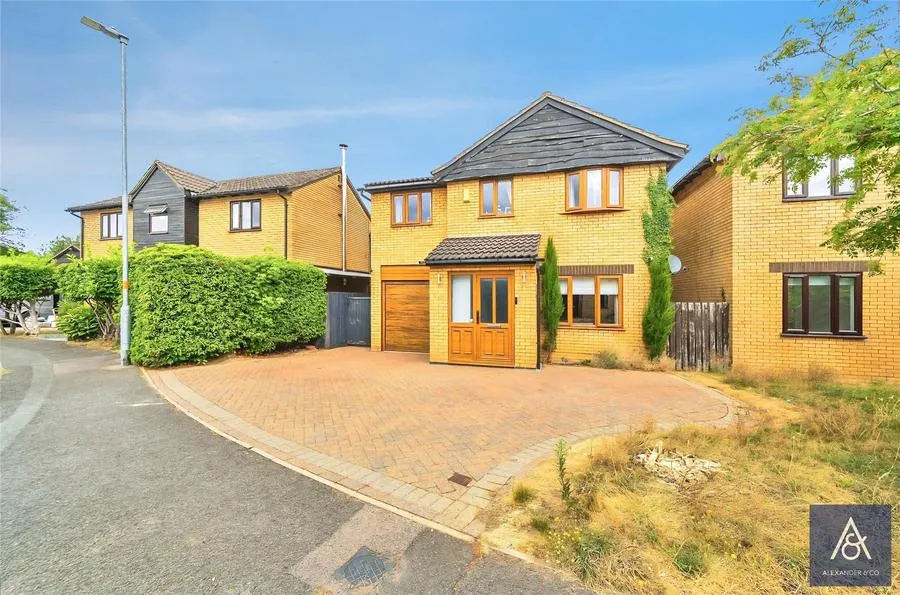 Holly Close, Brackley, NN13, photo 21