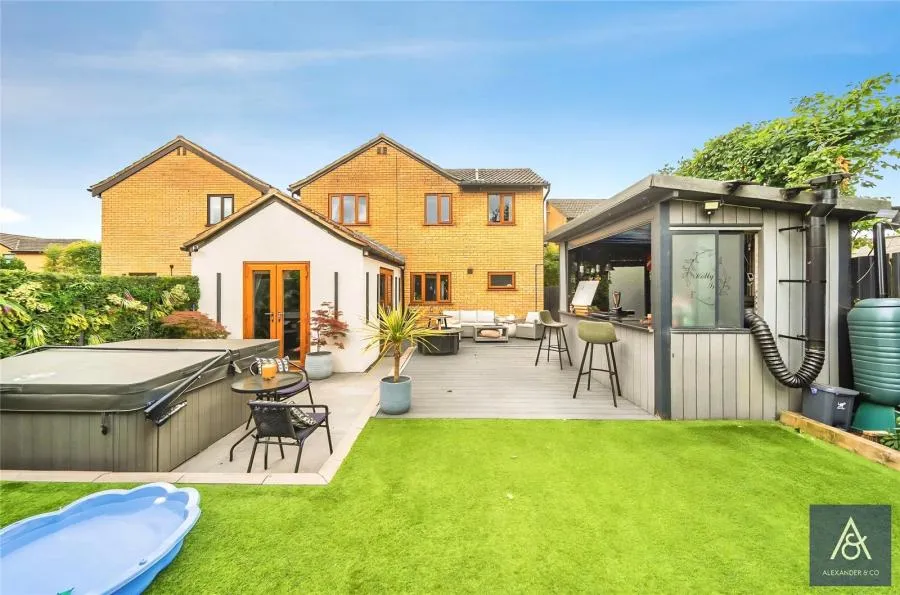 Holly Close, Brackley, NN13, photo 4