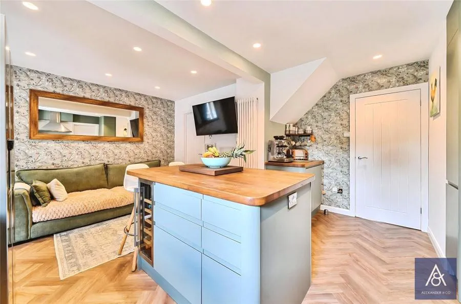 Holly Close, Brackley, NN13, photo 6