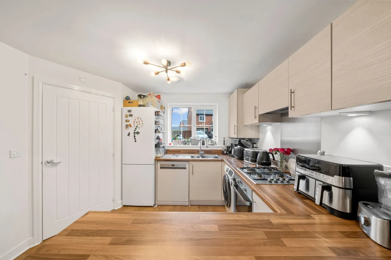 Brimstone Drive, Newton-Le-Willows, Newton-Le-Willows, WA12 9LY, photo 6