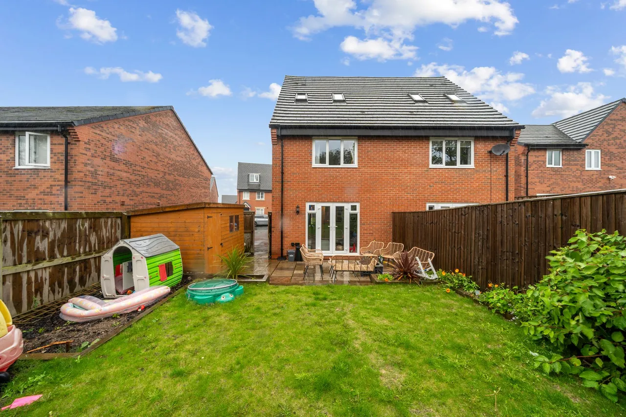 Brimstone Drive, Newton-Le-Willows, Newton-Le-Willows, WA12 9LY, photo 4