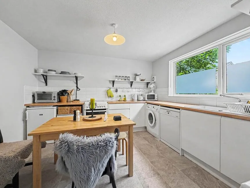 3 bed house for sale, Noyce Gardens, BH8