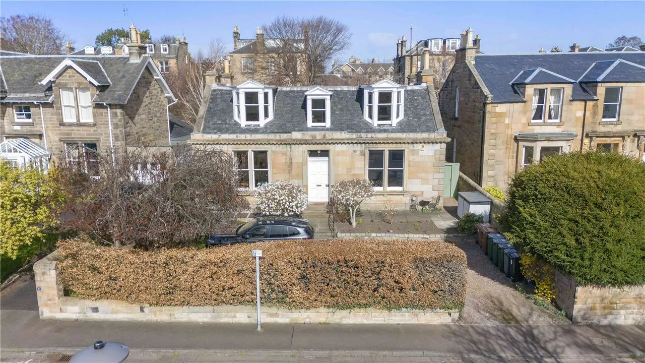 Dalrymple Crescent, Grange, EH9, photo 2