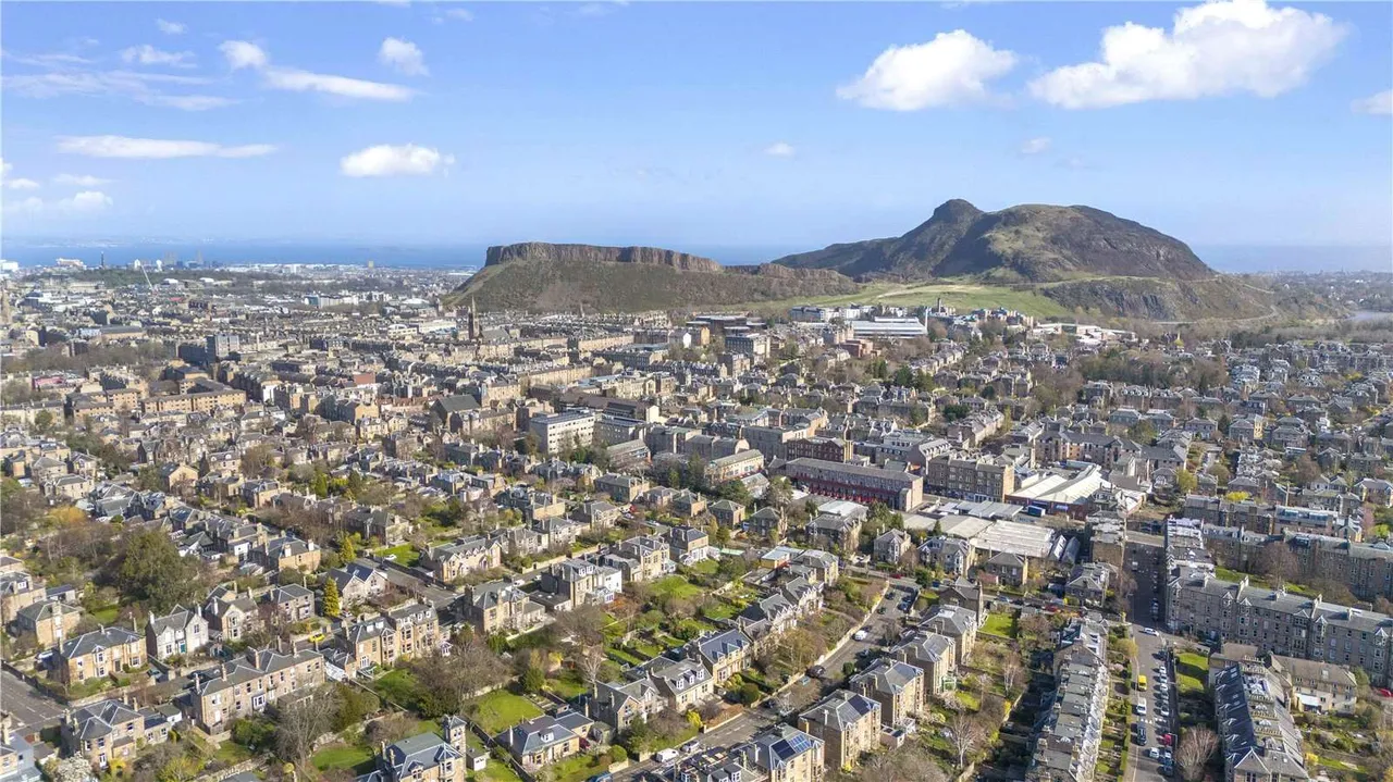 Dalrymple Crescent, Grange, EH9, photo 28