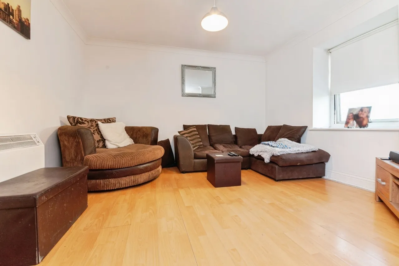 Carnarvon Road, Clacton-on-Sea, Essex, CO15, photo 3